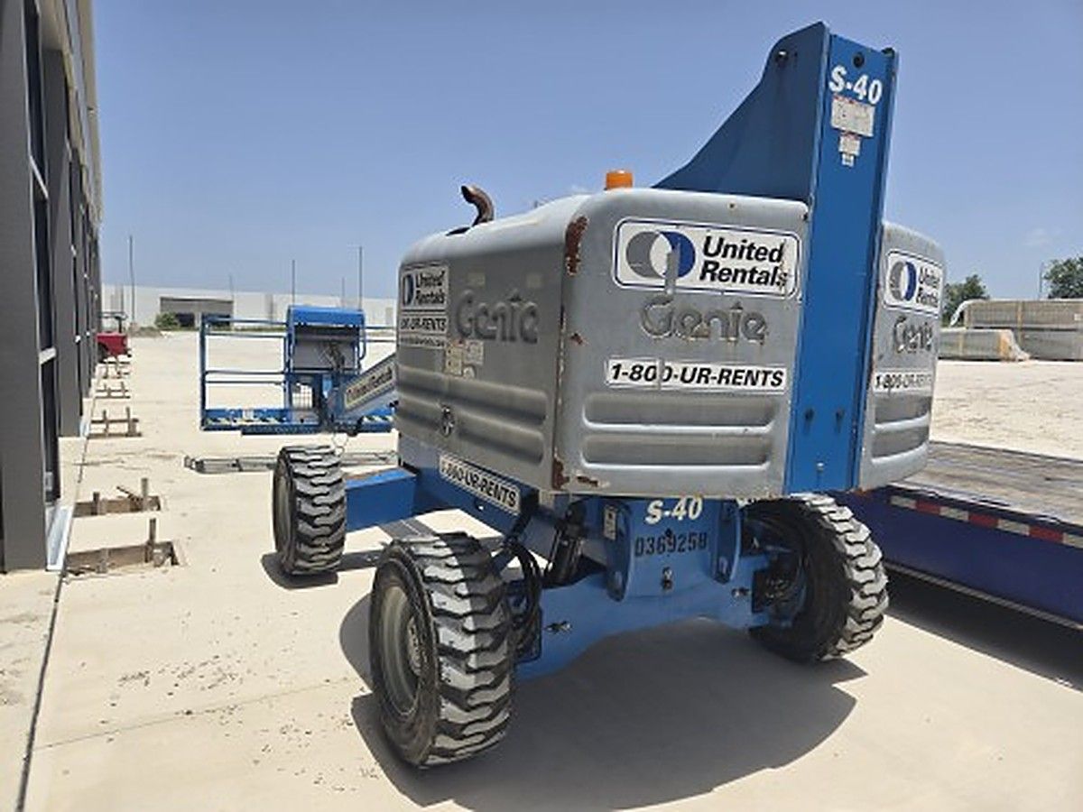 GENIE S-40 photo 2