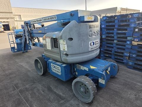 2015 GENIE Z-40/23N RJ Boom 40-46' Articulating Elec Narrow