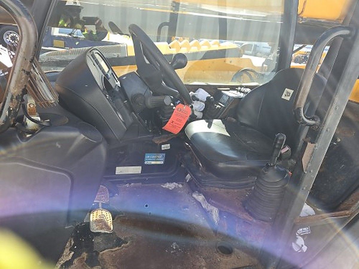JCB 510-56 S photo 2