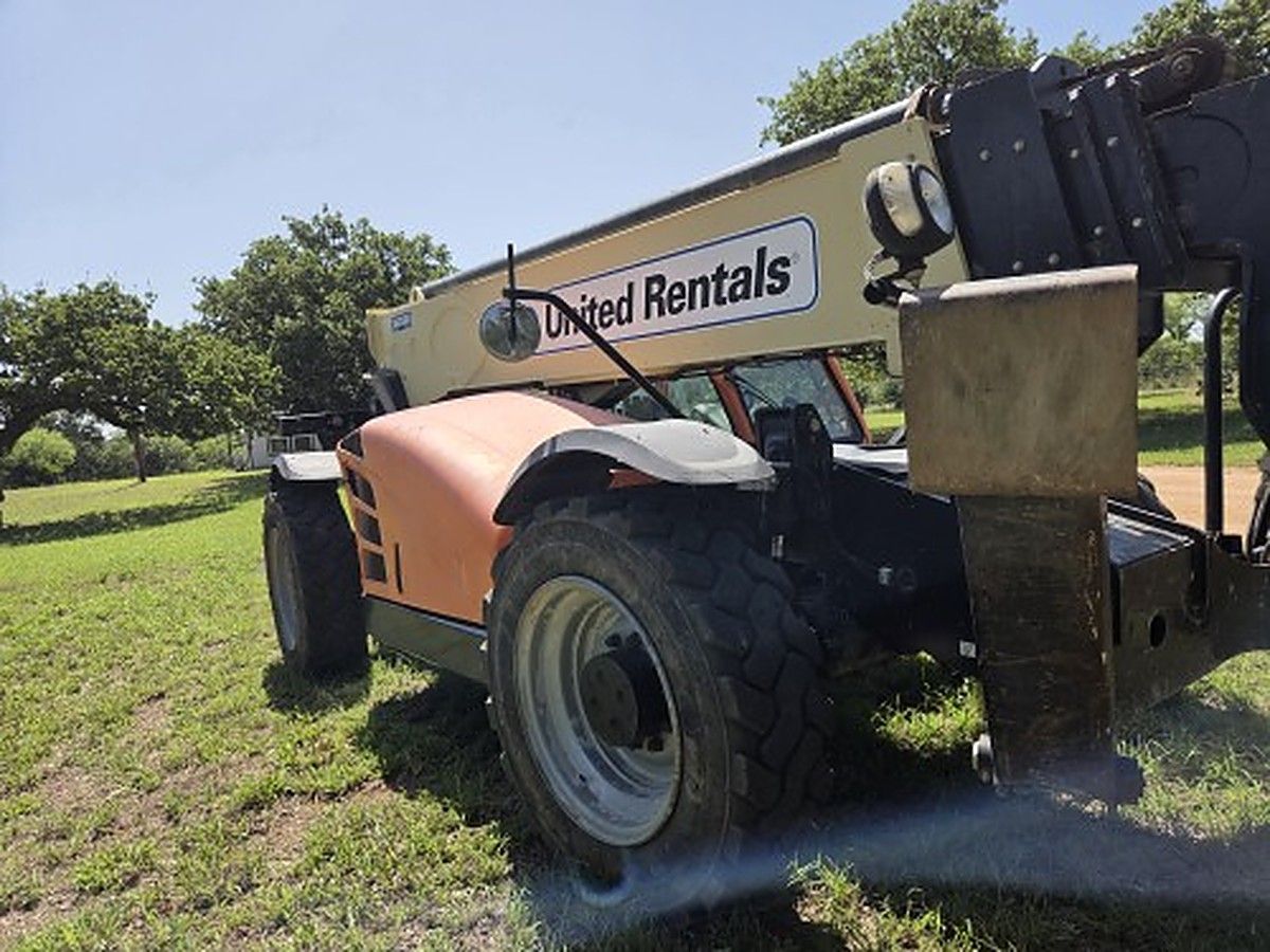 JLG 1055 photo 3