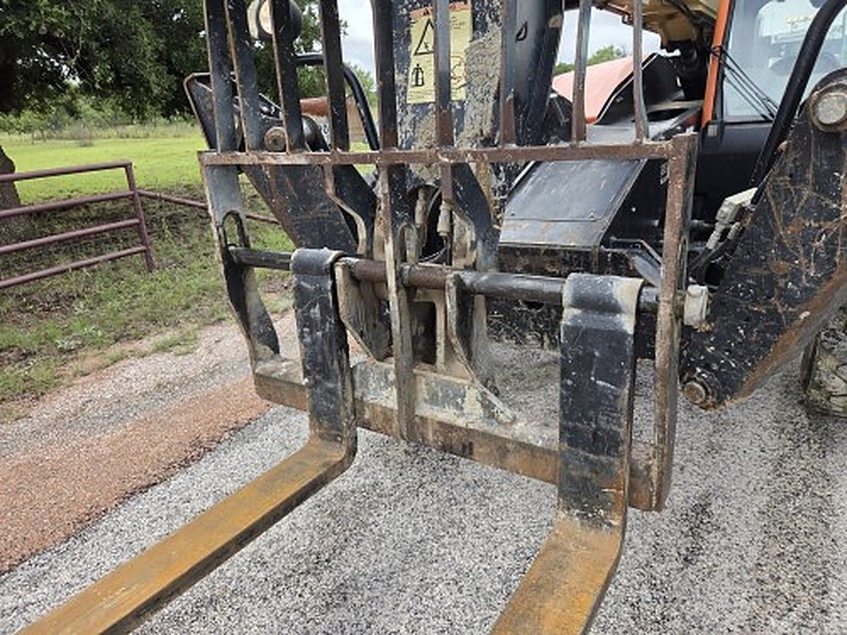 JLG 1055 photo 7