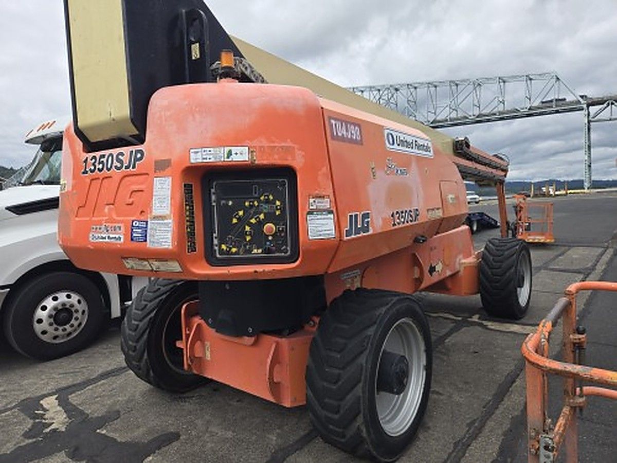 JLG 1350SJP photo 3