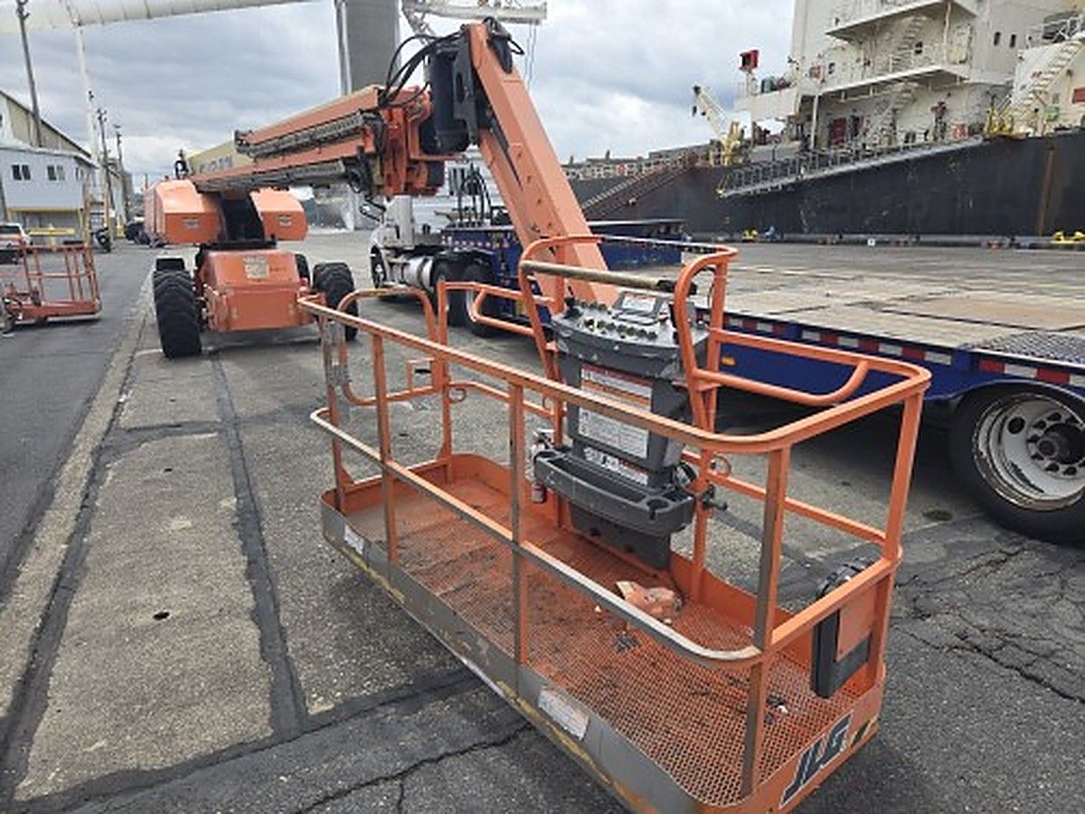 JLG 1350SJP photo 6