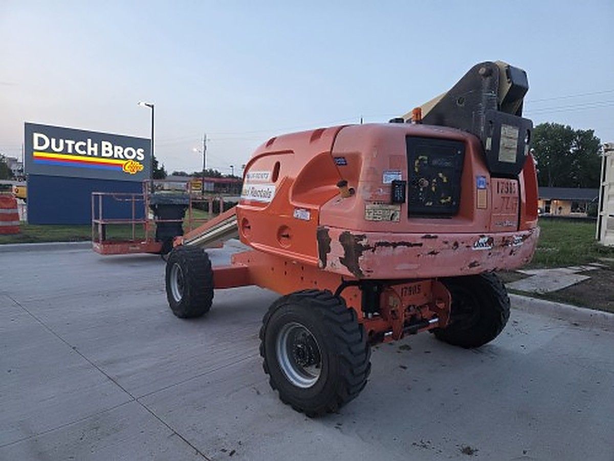 JLG 400S photo 2