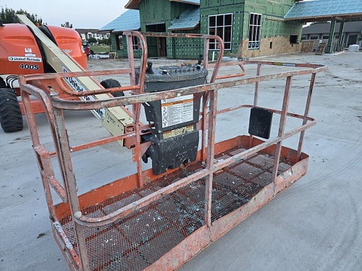 JLG 400S photo 10