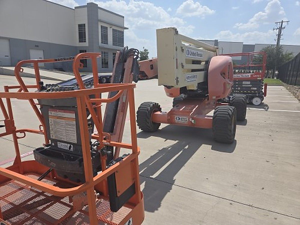 JLG 450AJ photo 2