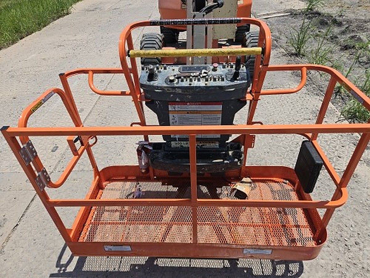 JLG 450AJ photo 9