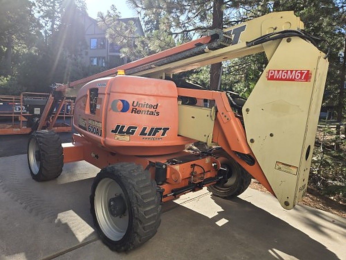 2015 JLG 600AJ for sale in Las Vegas, NV