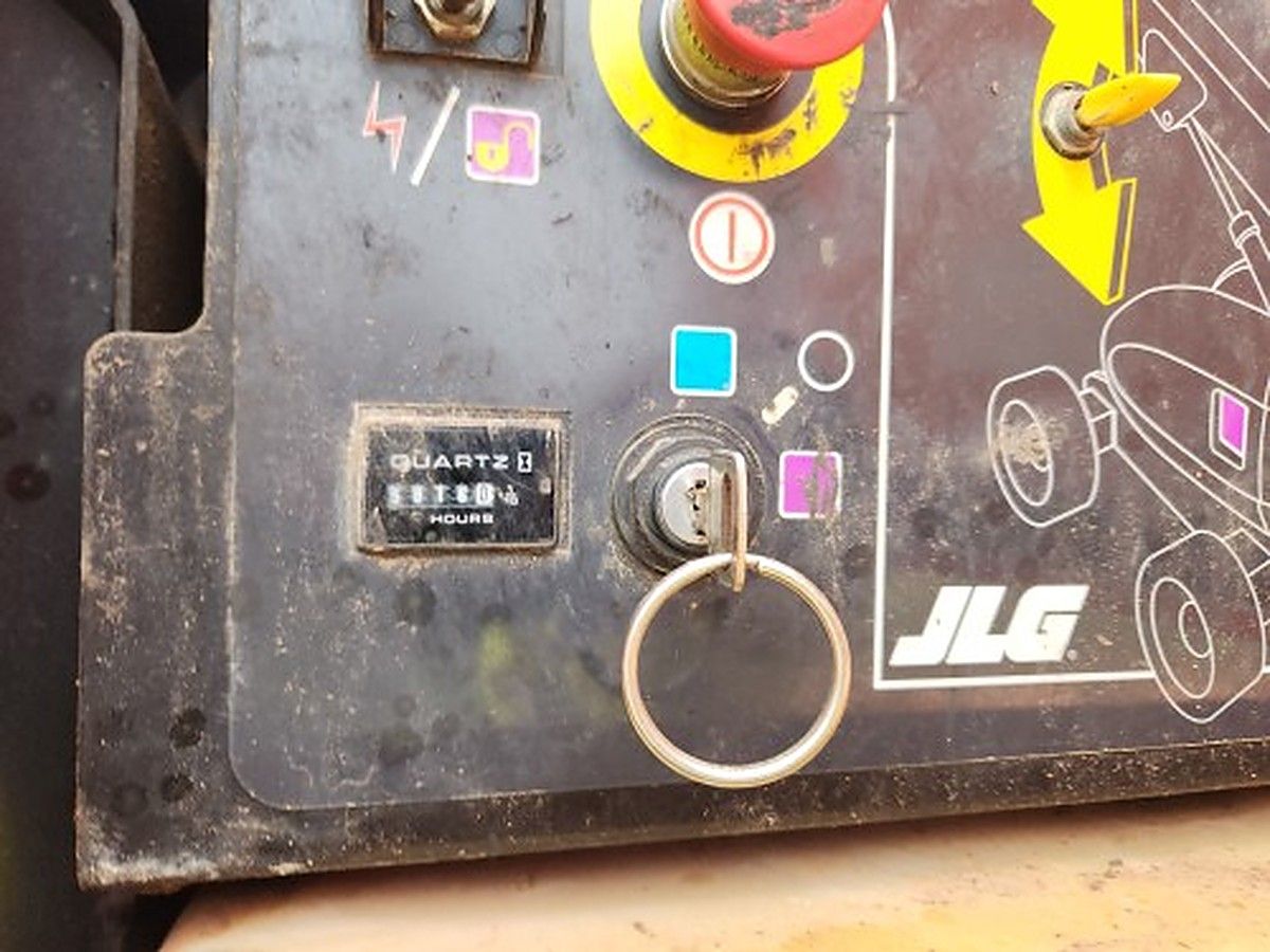JLG 600S photo 5