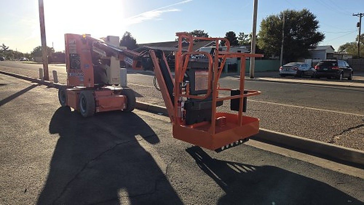 2015 JLG E300AJP for sale in Las Vegas, NV