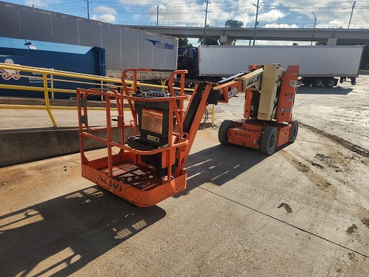 JLG E300AJP photo 4