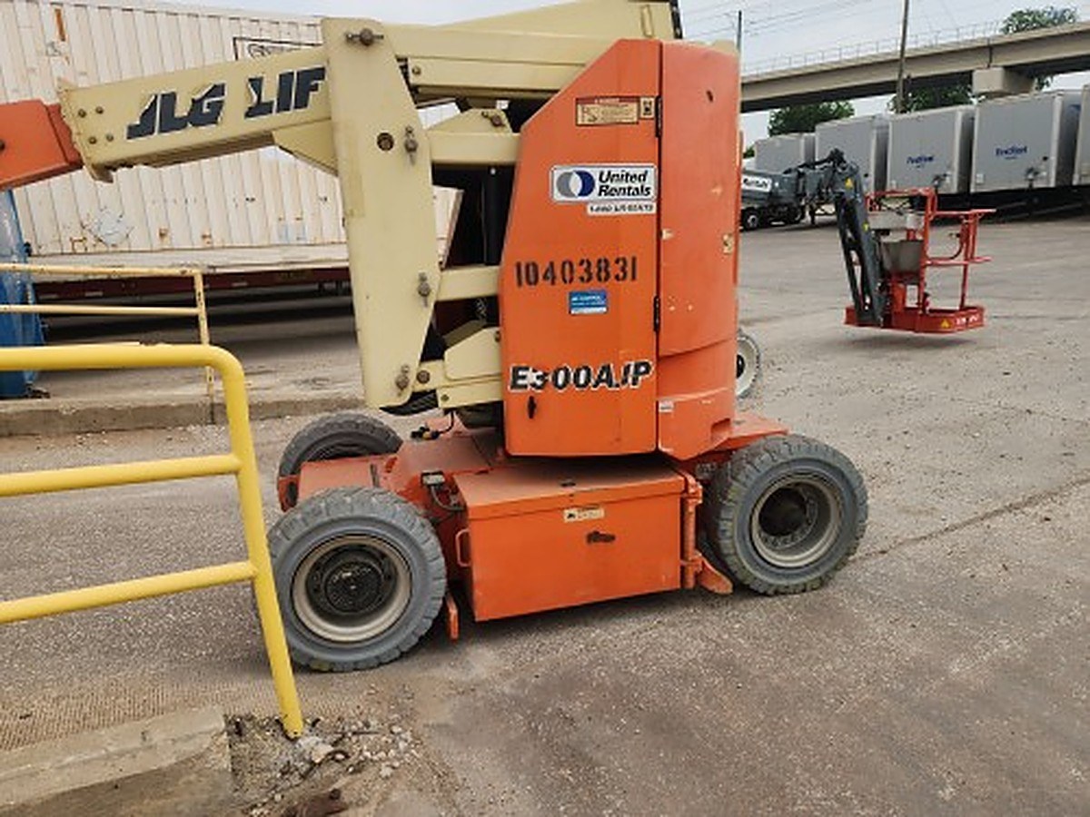 JLG E300AJP photo 6