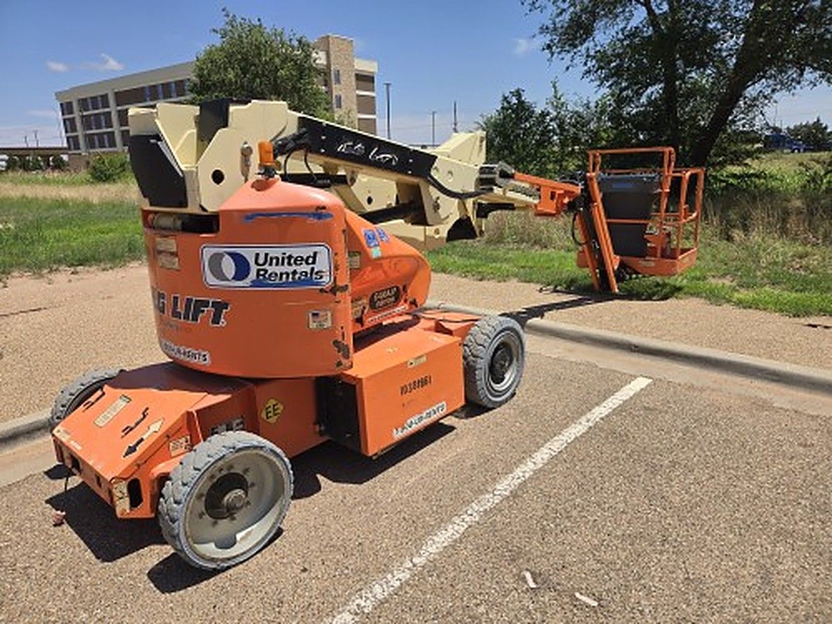 JLG E400AJPN photo 5