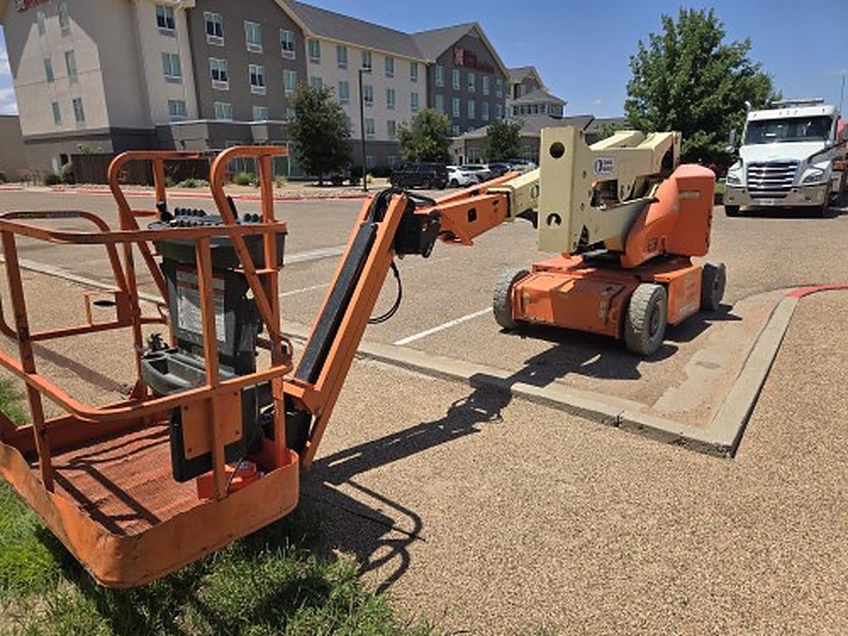 JLG E400AJPN photo 7
