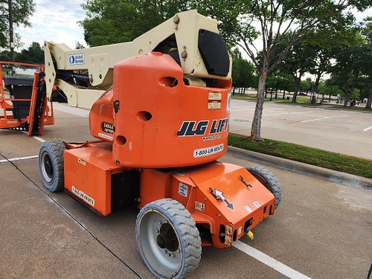 JLG E400AJPN photo 5