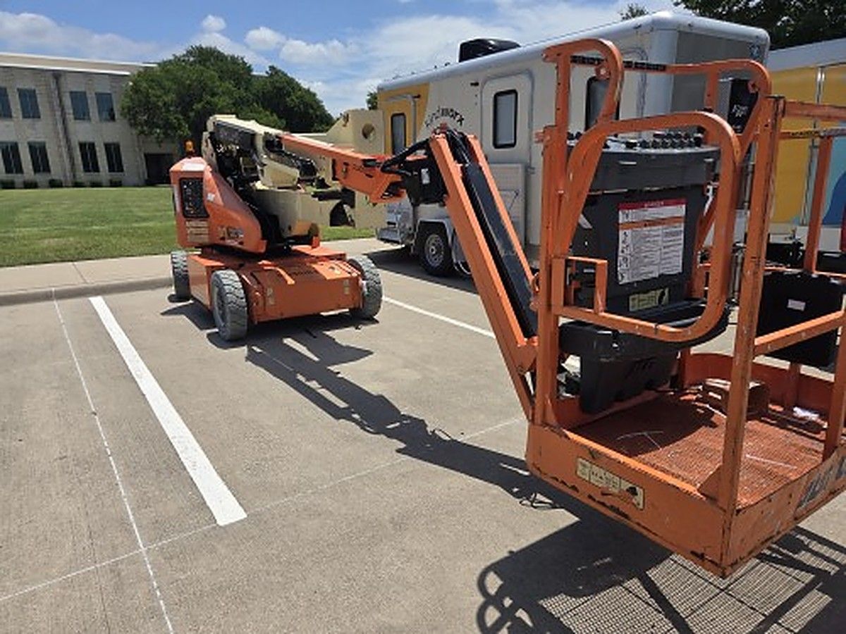 JLG E400AJPN photo 8