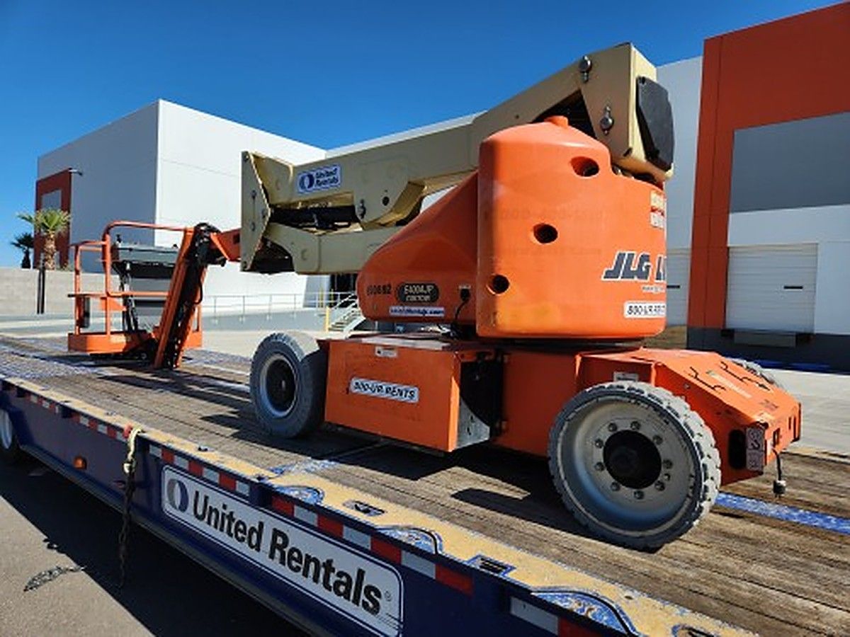 JLG E400AJPN photo 4