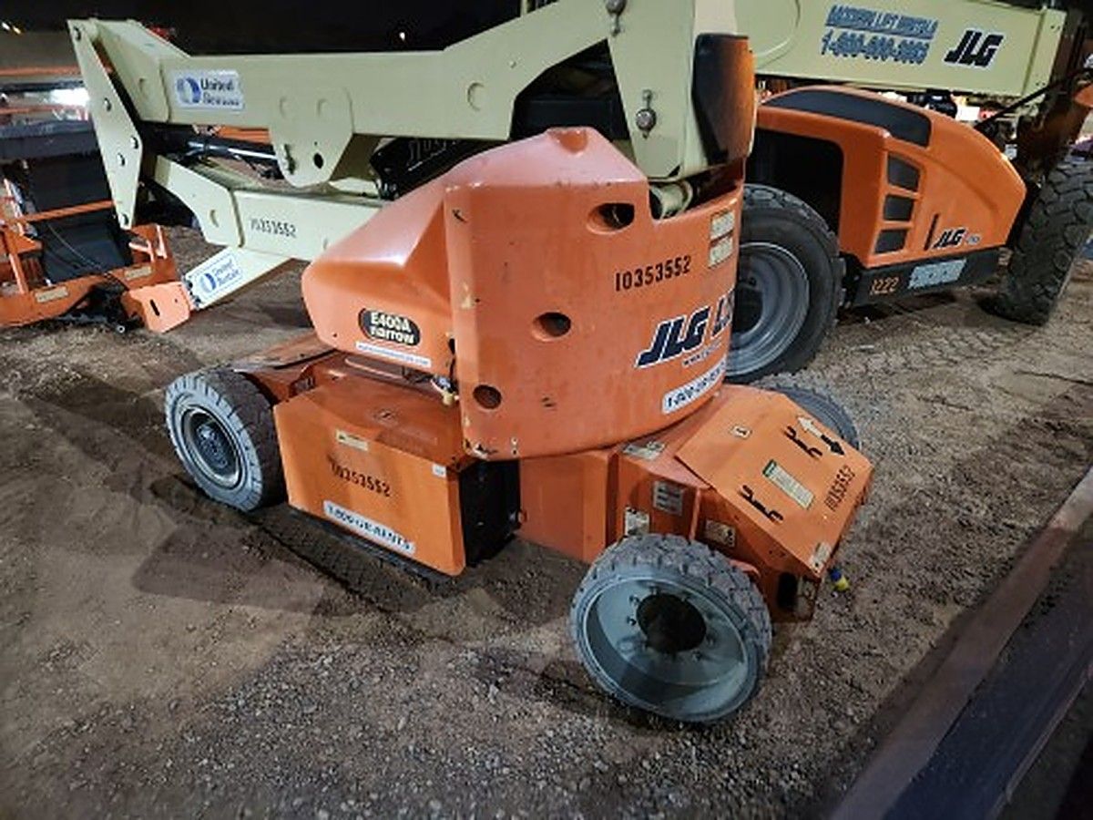 JLG E400AN photo 4