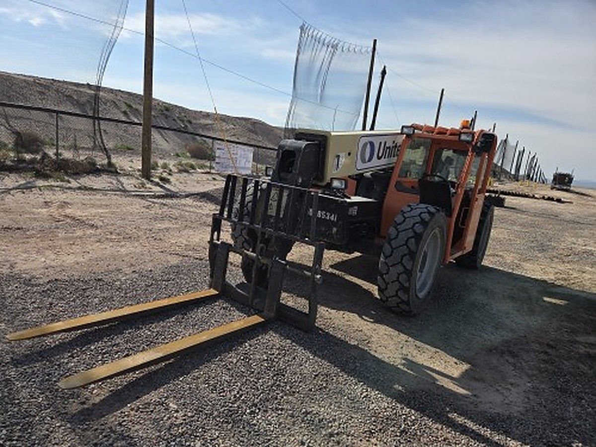 2015 JLG G6-42A for sale in Las Vegas, NV