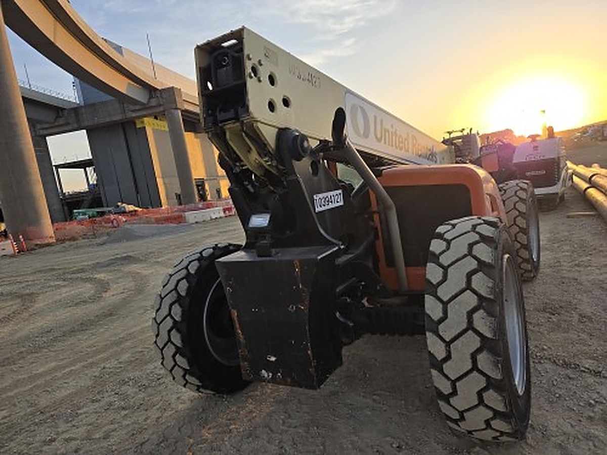 JLG G6-42A photo 2