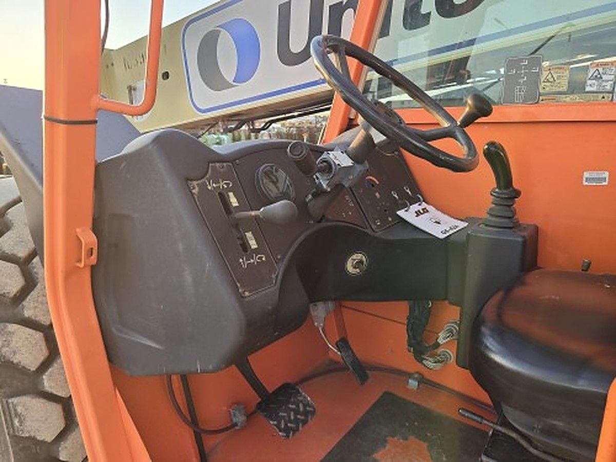 JLG G6-42A photo 4