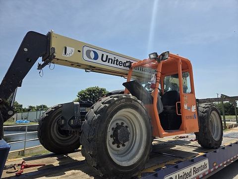 2015 JLG G6-42A Forklift Variable Reach 6000# 40-49'