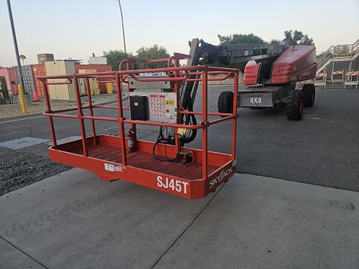 SKYJACK SJ45T photo 2