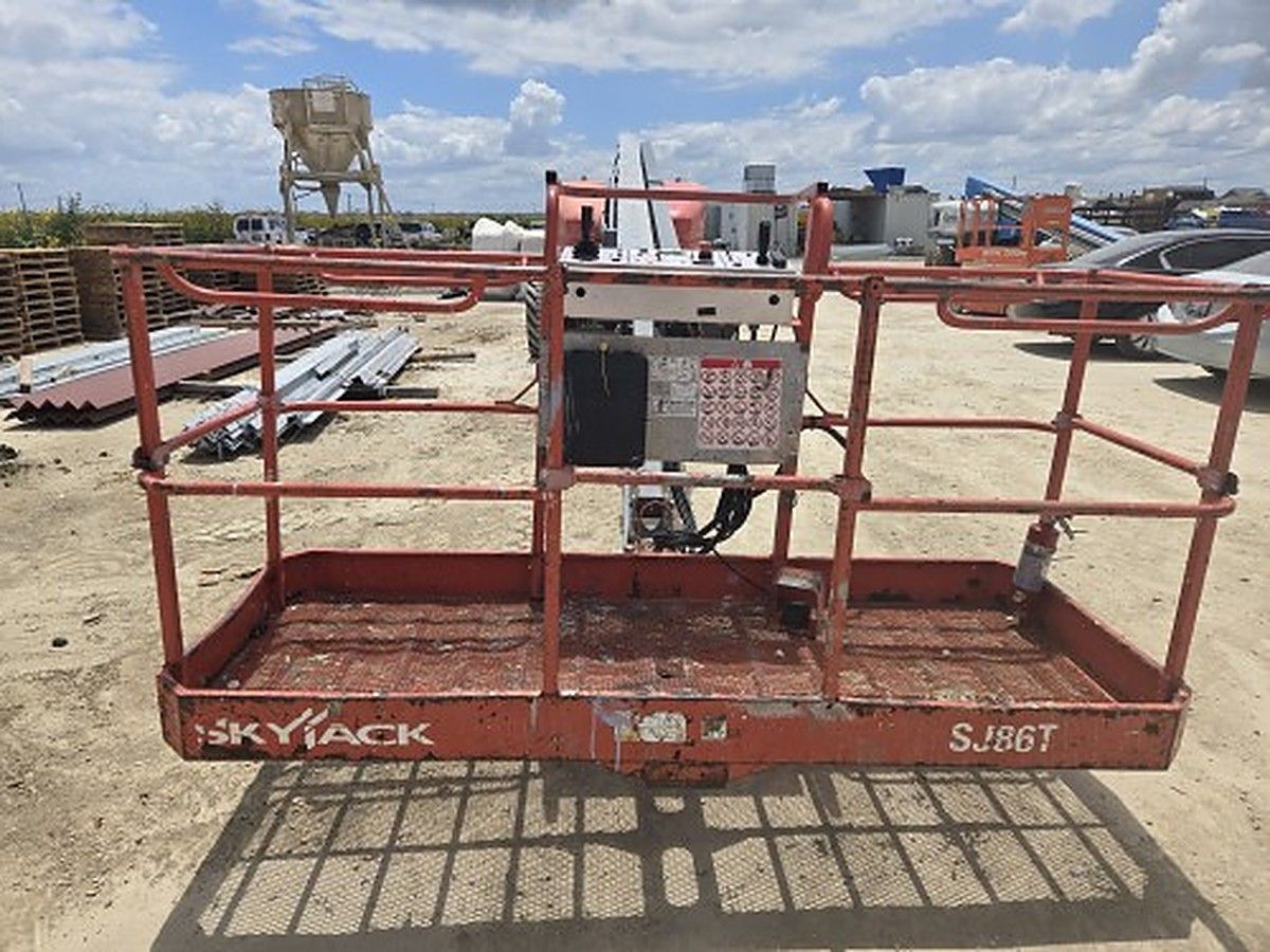 SKYJACK SJ86T photo 3