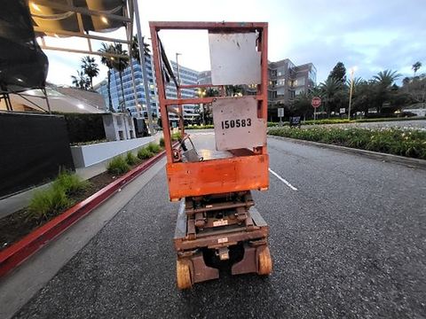 2015 SKYJACK SJIII3219 Scissor Lift 19' Electric