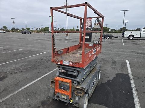 2015 SKYJACK SJIII3219 Scissor Lift 19' Electric
