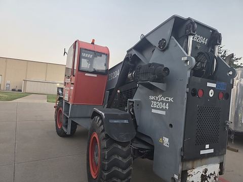 2015 SKYJACK ZB2044 Forklift Variable Reach 20000# 44'- 50'