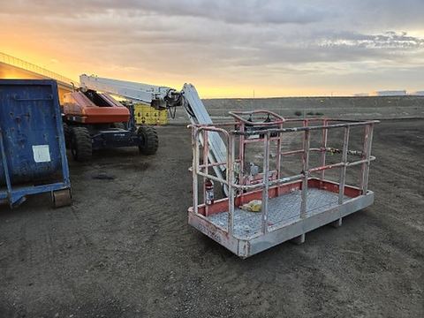 2015 SNORKEL TB66J Boom 65-70' Telescopic