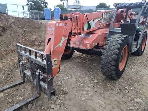 2015 XTREME XR842 Forklift Variable Reach 8000# 40-49'
