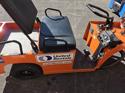 2016 COLUMBIA EX21-T-24 Industrial Electric Cart 3 Wheeled