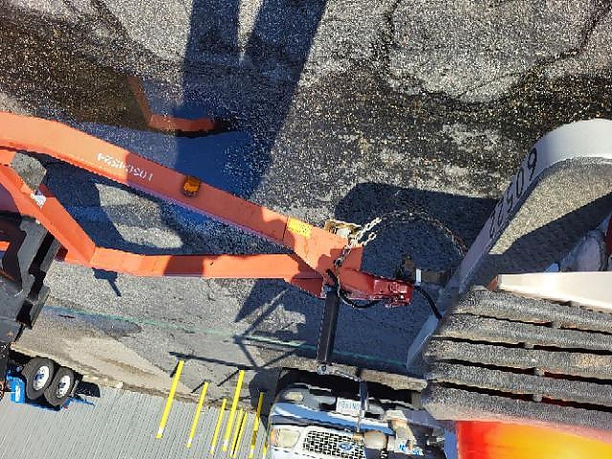 DITCHWITCH S2B photo 7