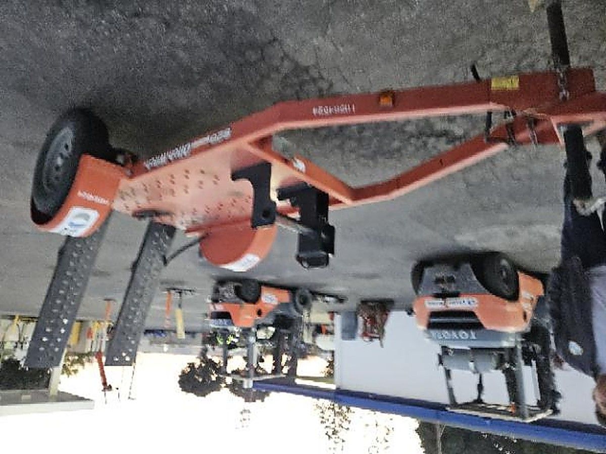DITCHWITCH S2B photo 8