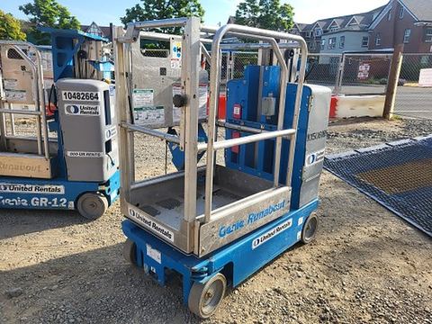 2016 GENIE GR-12 Vertical Lift 12' Elec Self Propelled