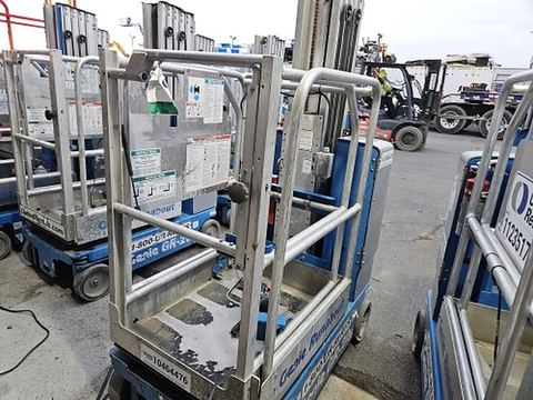 2016 GENIE GR-20 Vertical Lift 18-20' Elec Self Propelled