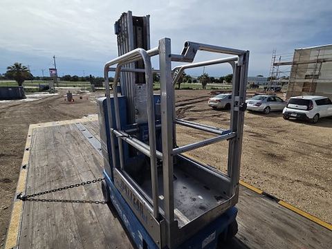 2016 GENIE GR-20 Vertical Lift 18-20' Elec Self Propelled
