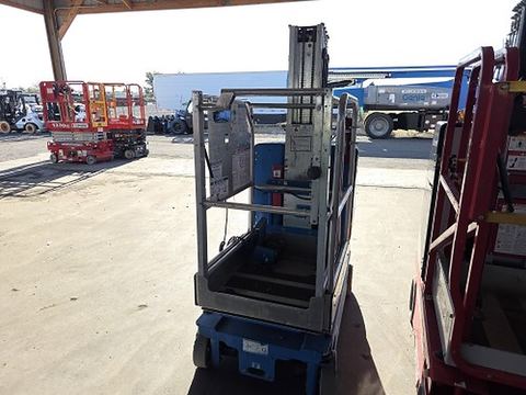 2016 GENIE GR-20 Vertical Lift 18-20' Elec Self Propelled