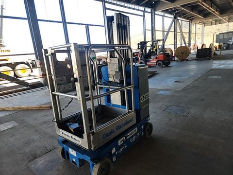 2016 GENIE GR-20 Vertical Lift 18-20' Elec Self Propelled