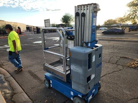 2016 GENIE GR-20 Vertical Lift 18-20' Elec Self Propelled