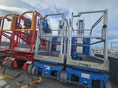 2016 GENIE GR-20 Vertical Lift 18-20' Elec Self Propelled