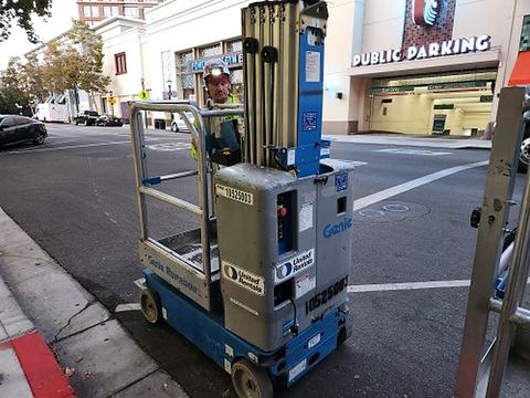 2016 GENIE GR-20 Vertical Lift 18-20' Elec Self Propelled