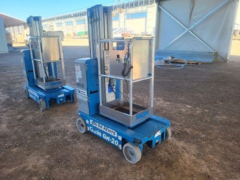 2016 GENIE GR-20 Vertical Lift 18-20' Elec Self Propelled