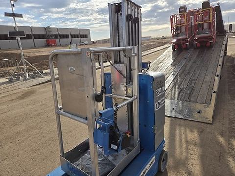 2016 GENIE GR-20 Vertical Lift 18-20' Elec Self Propelled