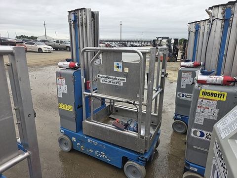 2016 GENIE GR-20 Vertical Lift 18-20' Elec Self Propelled
