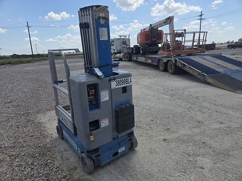 2016 GENIE GR-20 Vertical Lift 18-20' Elec Self Propelled