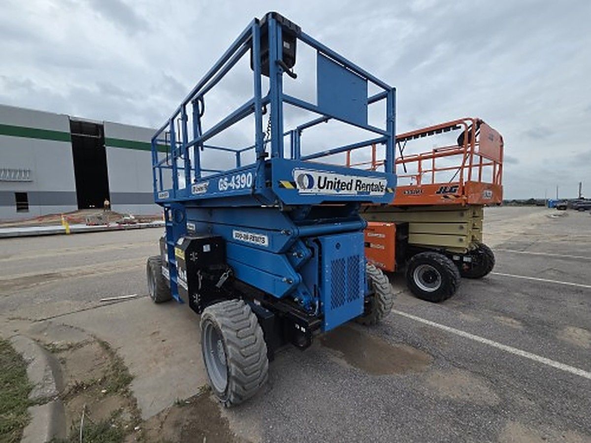 2016 GENIE GS-4390 RT for sale in Las Vegas, NV