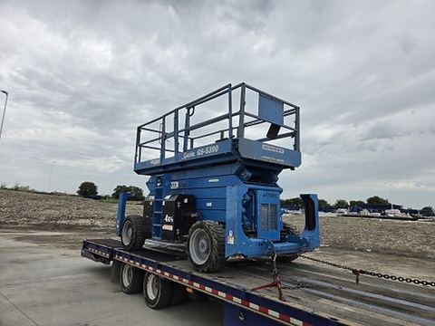 2016 GENIE GS-5390 RT Scissor Lift 50-59' Ic 4Wd